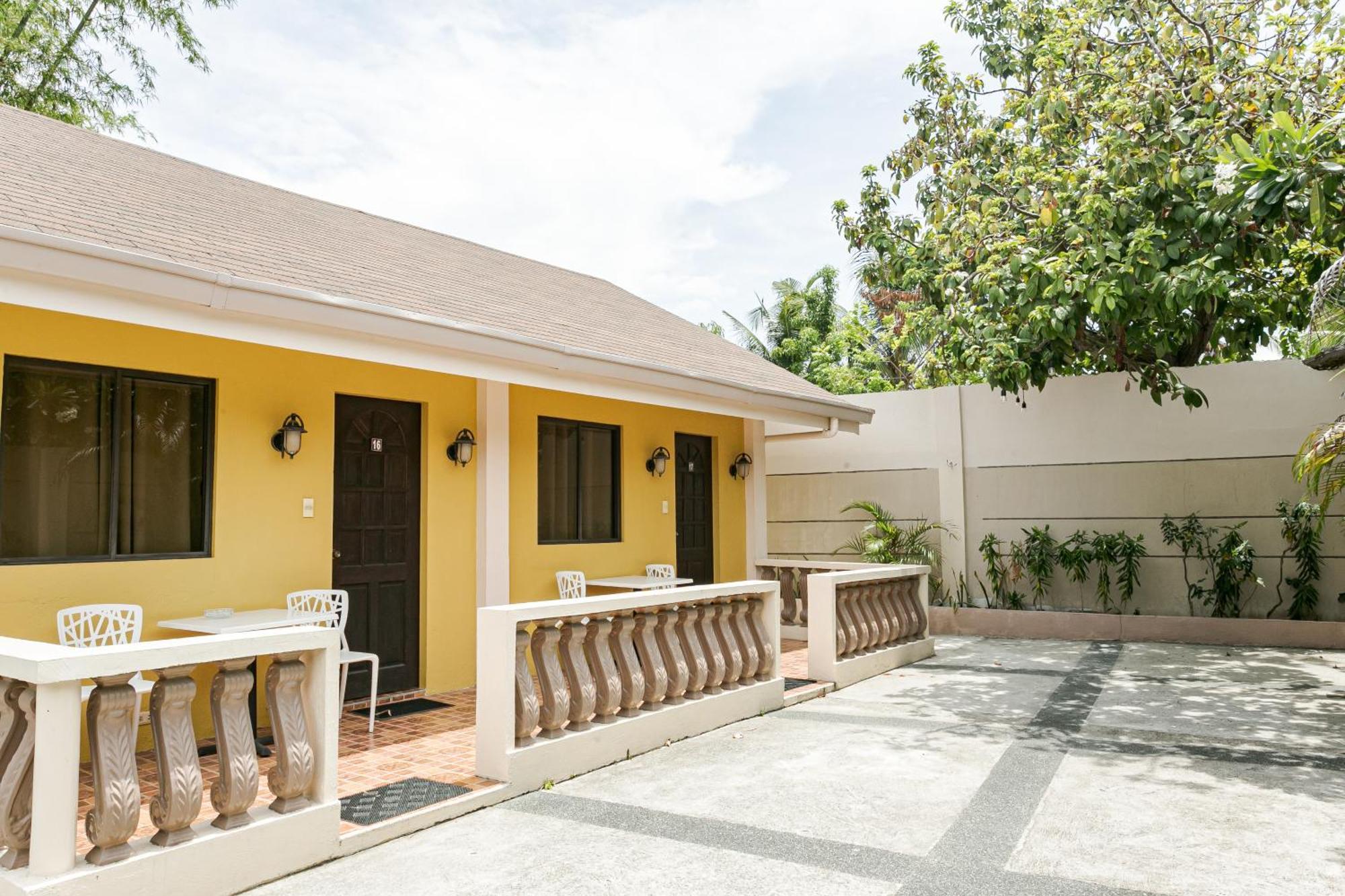 Turtle Bay Dive Resort Moalboal Exterior foto